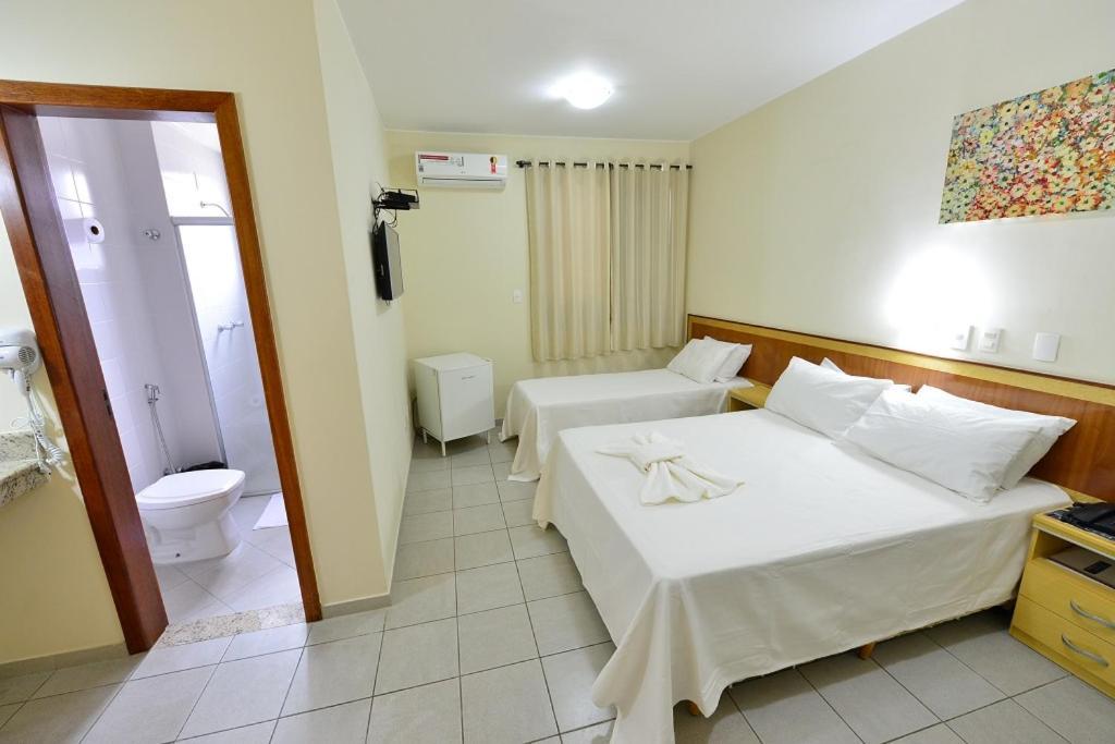 Vind's Plaza Hotel Caratinga Buitenkant foto