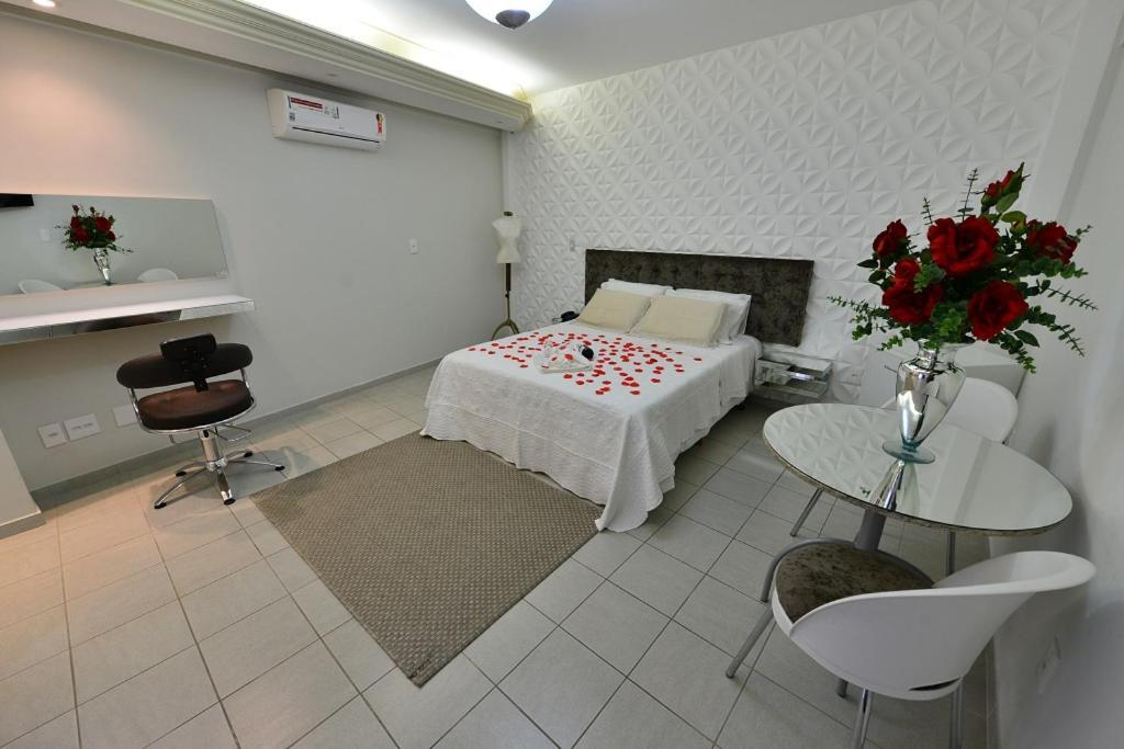 Vind's Plaza Hotel Caratinga Buitenkant foto